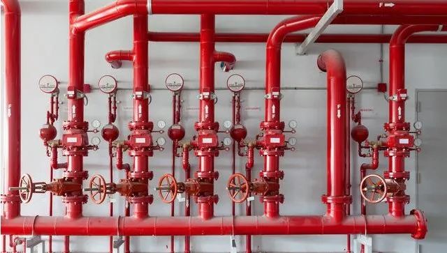 消防工程水管支吊架安裝指南與滅火器維修常識(shí)